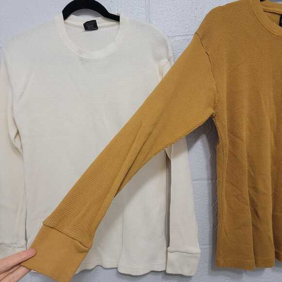 VTG Thermal Tops Set of 2 VTG SunTee - Picture 6 of 10